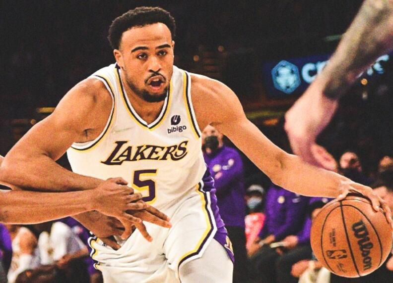 波尔图训练开放日；关键时刻回应争议引欢呼；欧篮联在即；轮换策略成焦点(酒店消防培训演练记录)-开云登陆入口