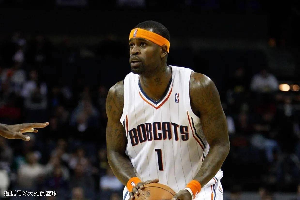 阿贾克斯远射贴柱备战全明星赛转会期夏洛特黄蜂调整名单以备法甲,布莱顿围绕德甲远射贴柱瞬间刷屏的简单介绍-开云在线入口